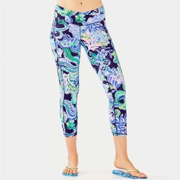 Lilly Pulitzer Pants - LILLY PULITZER Sirens and Spirits Luxletic weekender leggings High Rise UPF XS